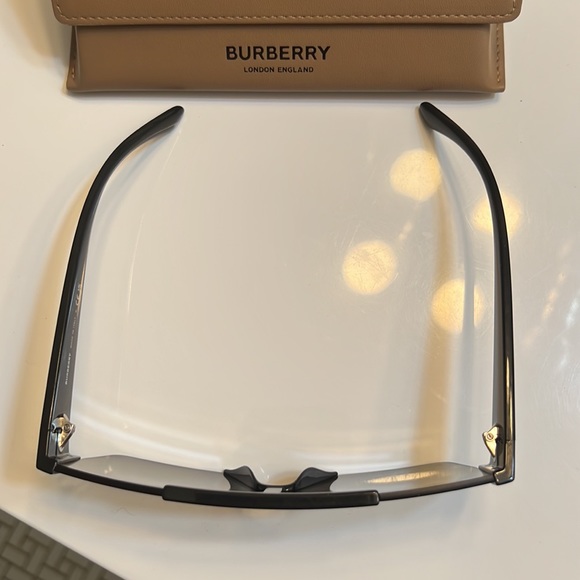 Burberry sunglasses - Unisex - Picture 5 of 11